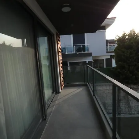 Luxurious, Modern With Private Pool In Сasa de vacaciones *